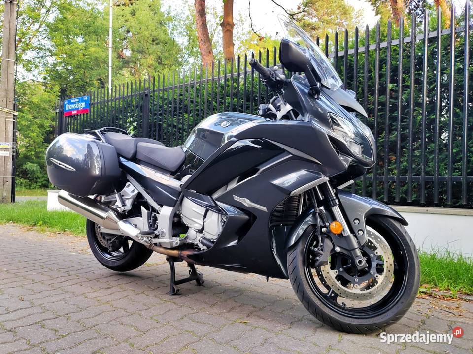 Yamaha FJR 1300 2018 6 biegów LED ABS 3 kufry Rok produkcji 2018 mazowieckie Warszawa