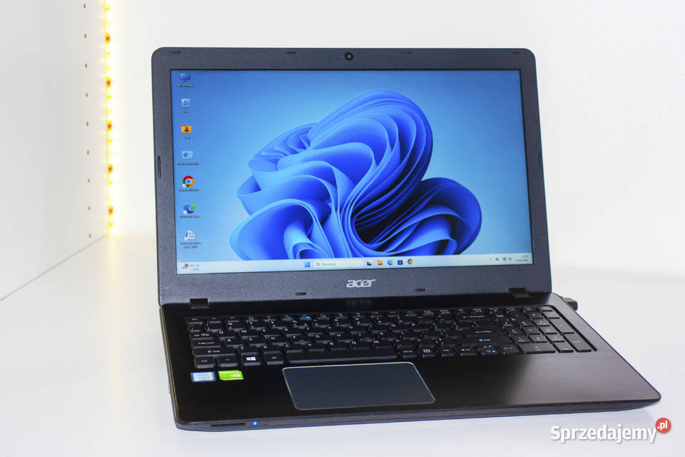 Laptop Acer 155 i5 8GB 120GB1TB GeForce 940MX2GB Gdynia