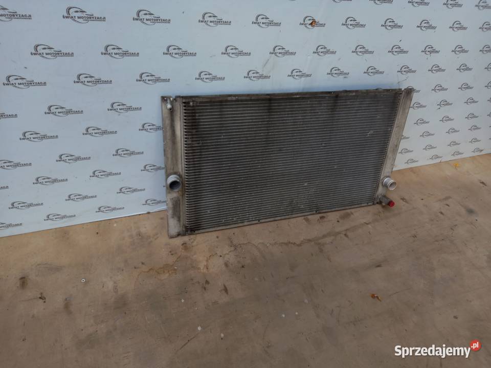 VOLVO C30 RDESIGN 07r chłodnica wody M5219001 osobowe Kielce