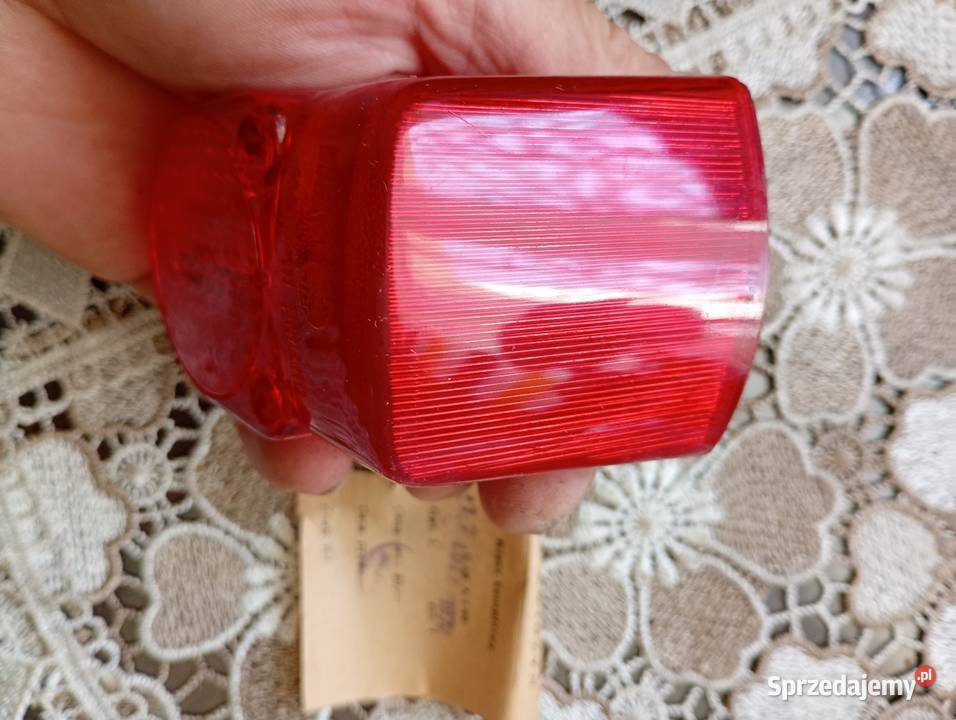 Klosz lampy tylnej Komar ryś żak nowy w orginale