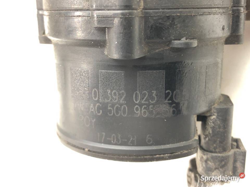 DODATKOWA POMPA WODY SKODA RAPID 5G0965561 14 90 osobowe podkarpackie