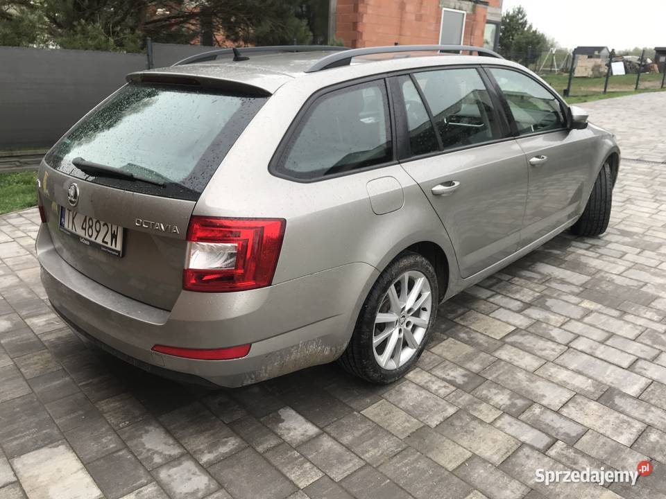Skoda Octavia Kombi 16 TDI DSG Ledy Klima Kielce