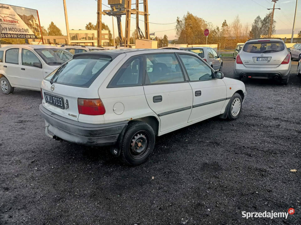 Opel Astra Opel Astra 16 99r F 19912002 Rok produkcji 1999