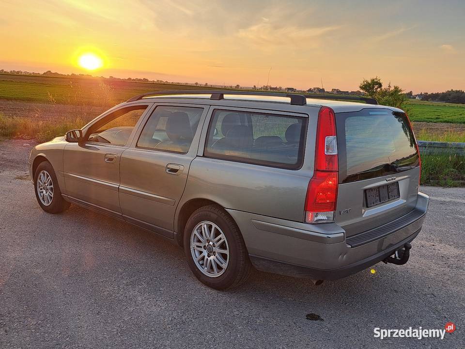 Volvo v70 1 właściciel 24 Benzyna 170 Manual Oleśnica