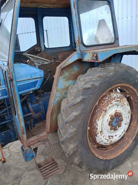 traktor Leyland 255 z ładowaczem czołowym lubelskie Końskowola