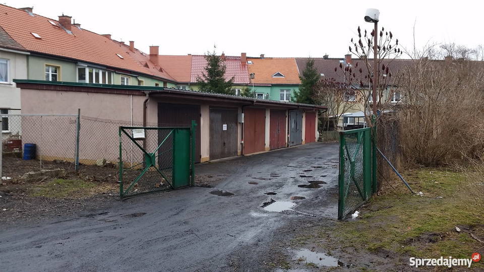 Do wynajęcia garaż murowany pomiędzy Letnią i 18m2 Choszczno