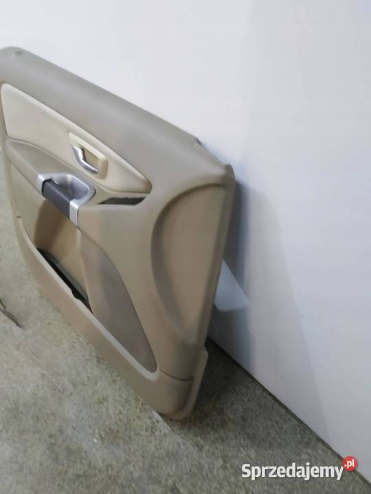 TAPICERKA BOCZEK LEWY PRZÓD 398 Volvo XC 90 I sprzedam