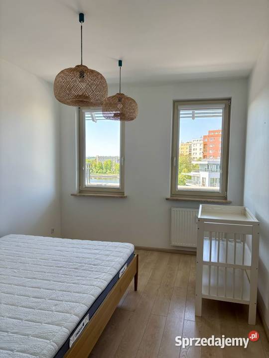 2 pokoje z miejscem parkingowym Gdańsk Lastadia apartamentowiec