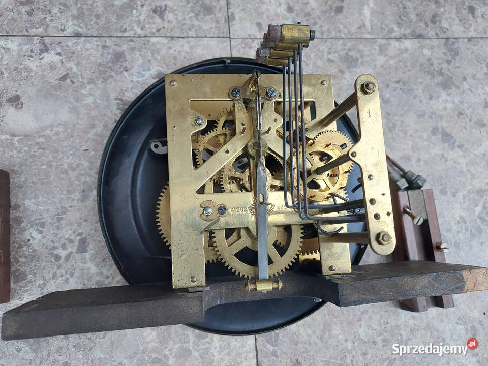 124 Zestaw mechanizm starego zegara ściennego Tczew