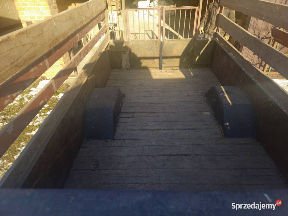 Sprzedam przyczepę jednoosiową wywrot na tył Przyczepy rolnicze łódzkie Proszenie