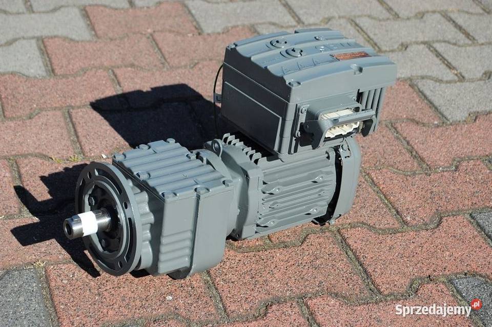 Motoreduktor 011055kw 28138obr FALOWNIK Sew Kargowa