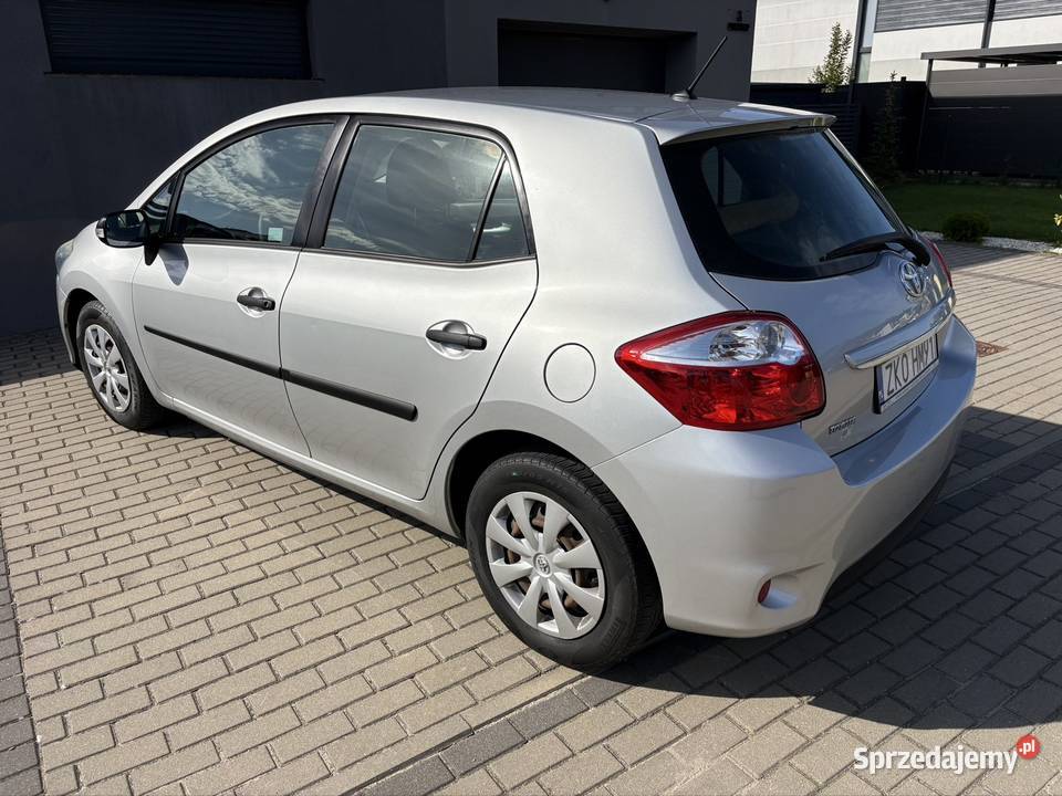 Toyota Auris 133 salon Polska Auris Nowe Bielice sprzedam