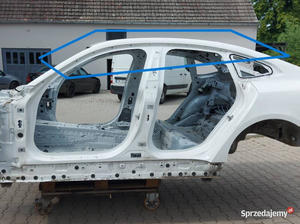 BMW i4 G26 4 GranCoupe 2023r dach poszycie płat sprzedam