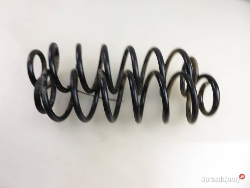 SPRĘŻYNA TYŁ VW PASSAT B6 20 TDI BWV osobowe sprzedam