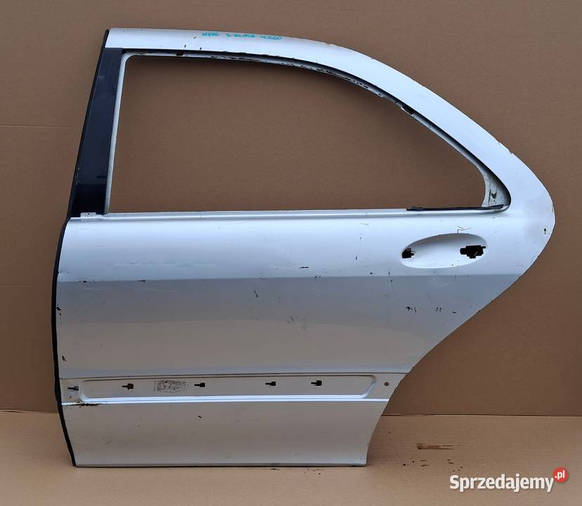 MERCEDES SKLASA W220 LONG DRZWI LEWY TYŁ LEWE osobowe Bieleń