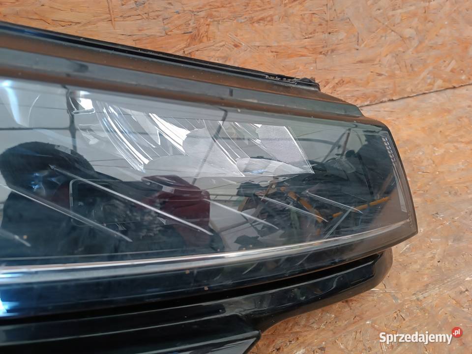 7P5941591AD LAMPA REFLEKTOR PRAWY PRZÓD EU SKODA