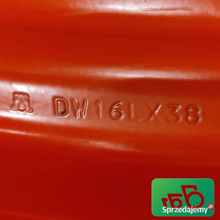 Felga Tylna R38 DW16LX38 Kubota M135 GX Wilkowo sprzedam