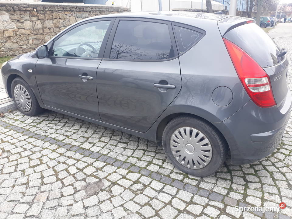 HYUNDAI I30 14 109 garażowany zadbany bogate Świebodzice sprzedam