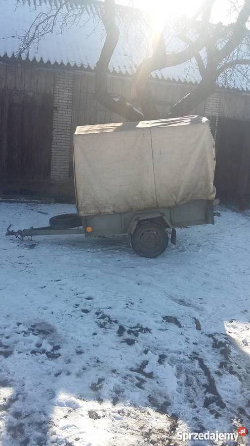 Przyczepka samochodowa Niewiadów Rok produkcji 1988 Huta Nowa