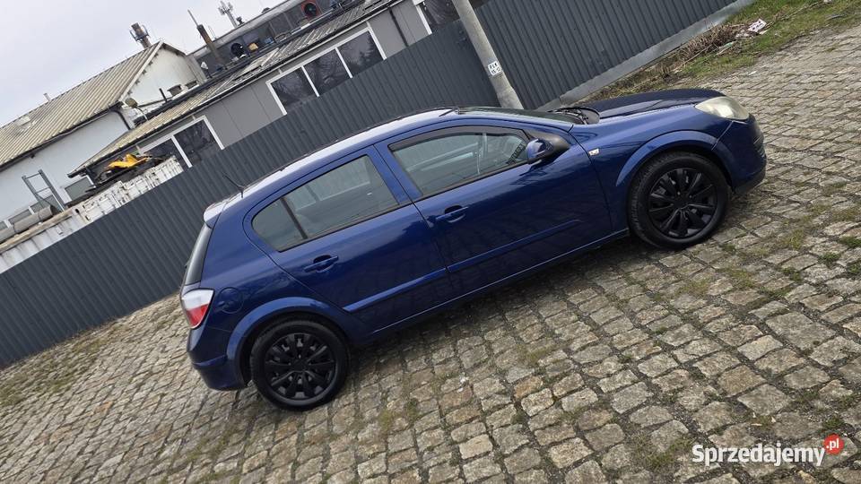 Opel Astra H 16 Benzyna