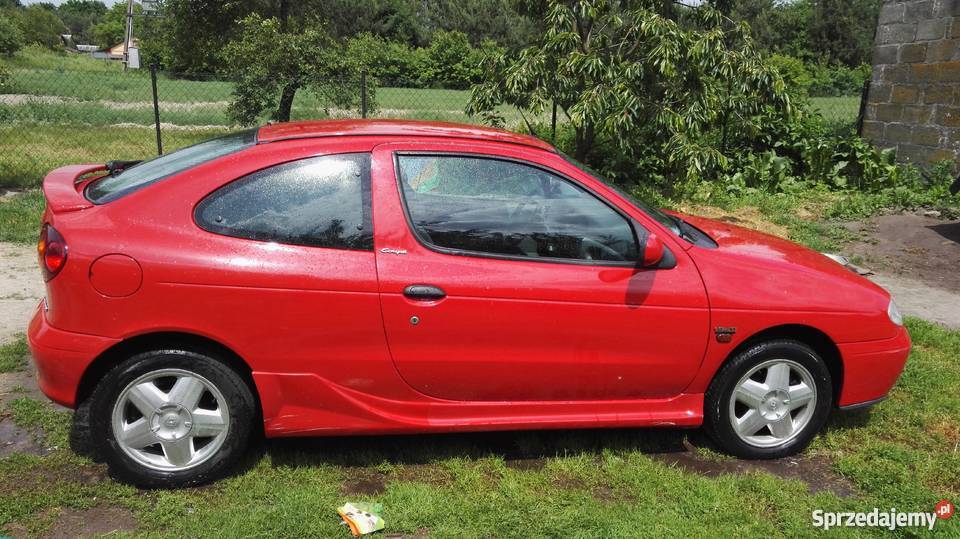 Renault Megane Coupe czerwony Lipsko