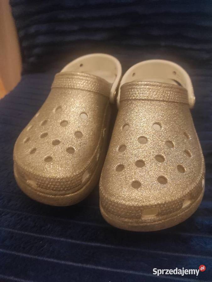 Buty Crocs brokatowe srebrne na platformie Stan Poznań