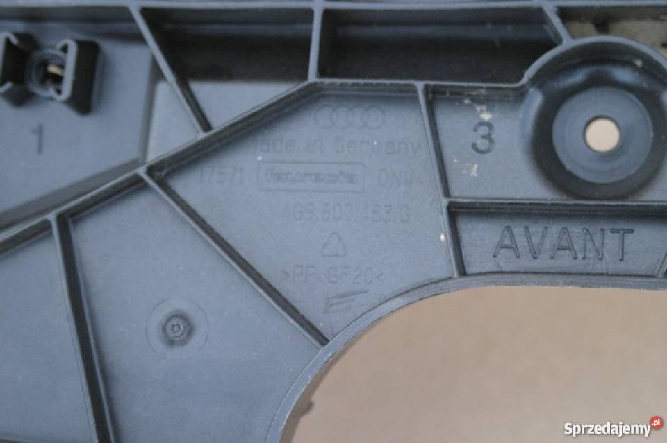 AUDI A6 C7 KOMBI ŚLIZG ZDERZAKA TYŁ PRAWY LEWY lubuskie