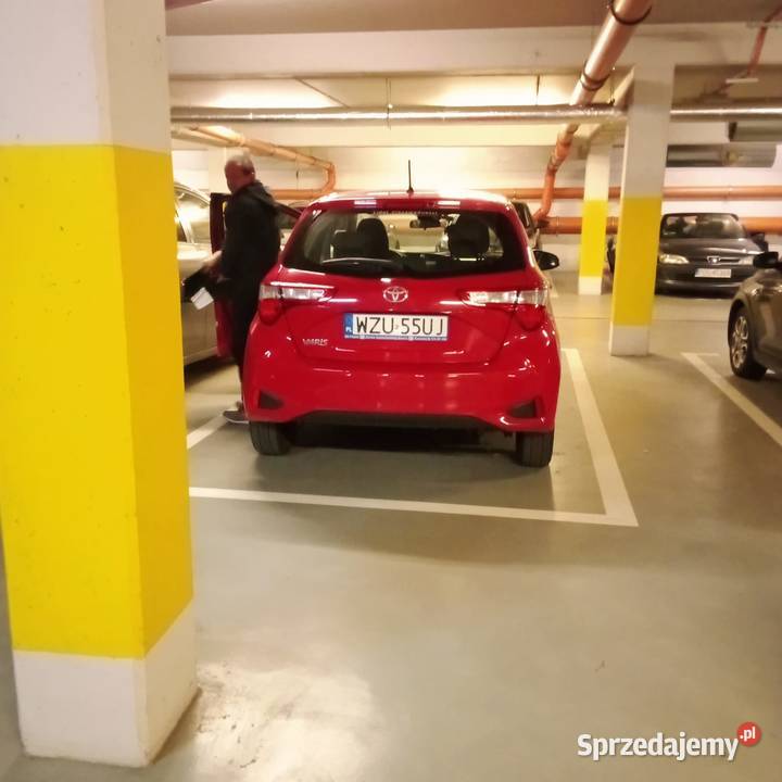 Toyota Yaris asystent pasa ruchu Toyota Wrocław