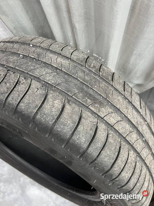 Opony letnie Michelin w stanie 205 sprzedam