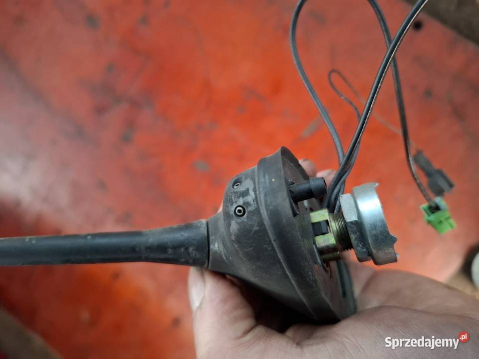 Antena radia nawigacji ze spryskiwaczem Citroen Przyborów