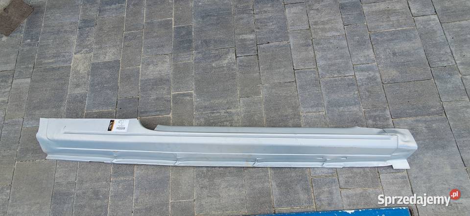 Prog prawy corsa c 3d