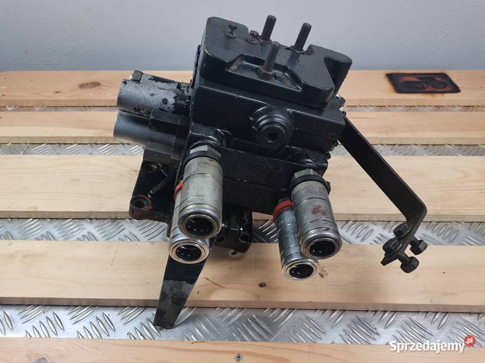 Case IH MX Rozdzielacz hydrauliczny Rolnictwo Wilkowo