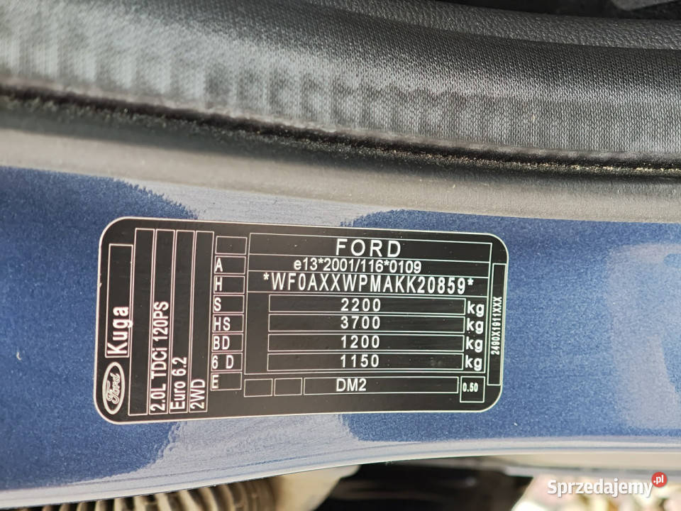 Ford Kuga II 2012 lakier metallic Samochody osobowe wielkopolskie Sadlno