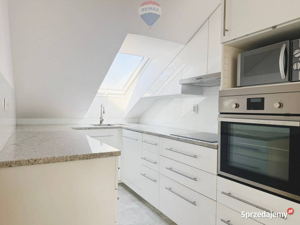 Duża kawalerka w Kamienicy Liczba pokoi 1 śląskie Bielsko-Biała