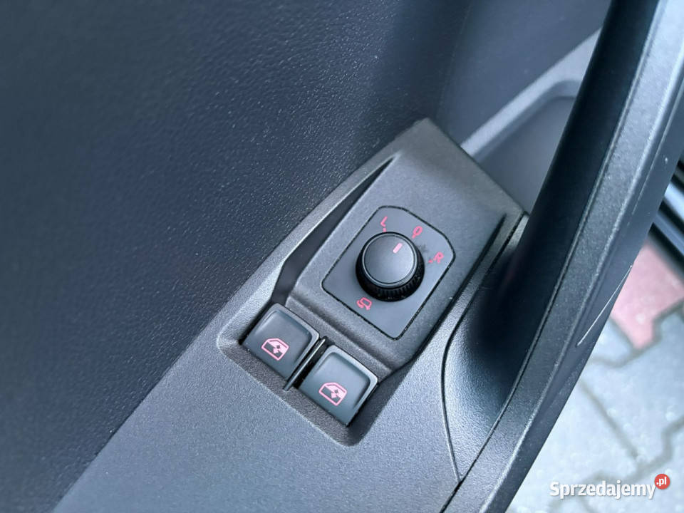 Seat Ibiza 16 TDI Kamera cofania Czujniki tempomat Lipówki