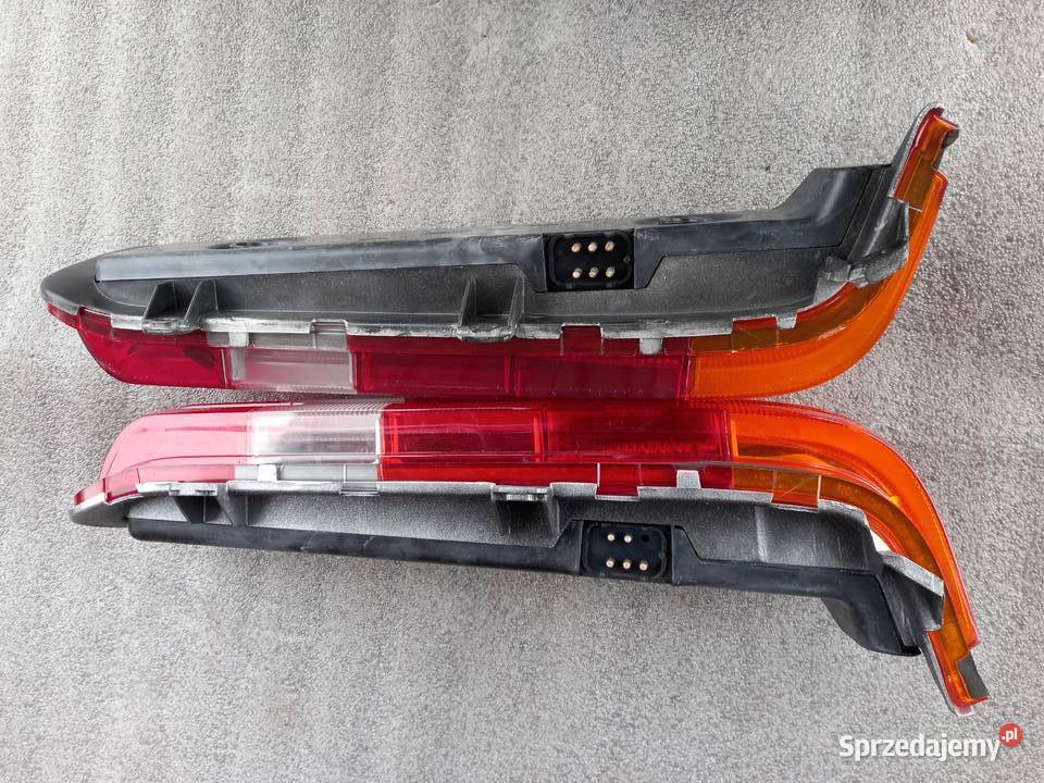 Mercedes W 123 Tylna lampa lewa prawa Bukownica sprzedam