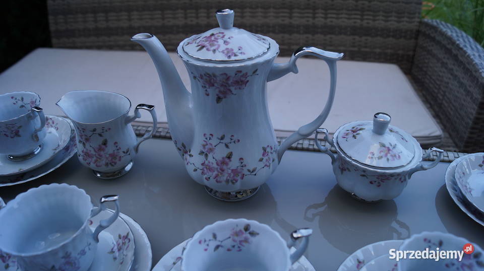 Serwis kawowy Iwona na 12 osób Chodzież