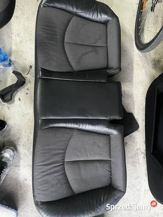 Komplet foteli mercedes w211 osobowe Stróża