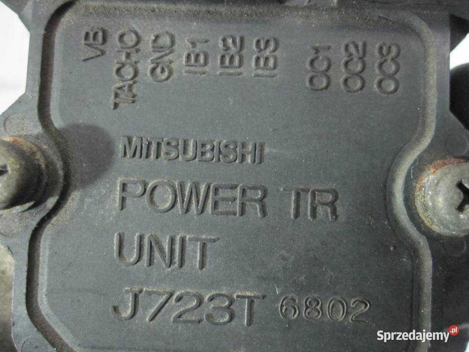 PAJERO 30 B V6 97r moduł zapłonowy J9T05071