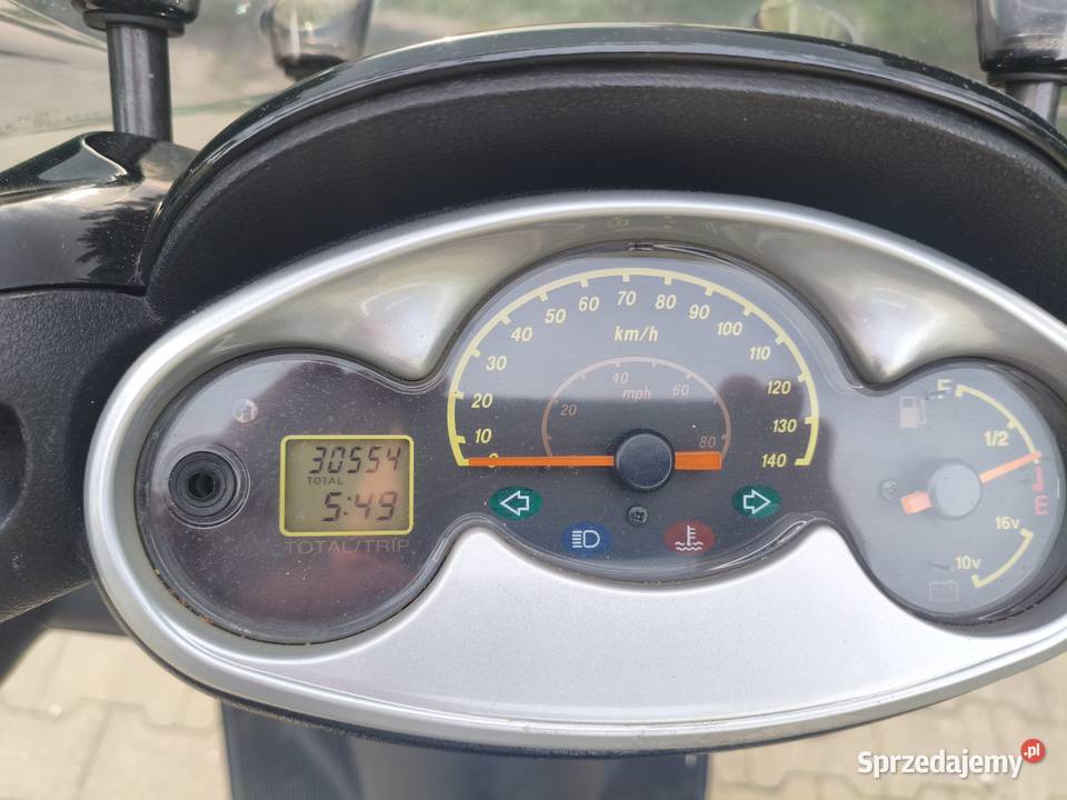 Sprzedam skuter 3000km Kielce sprzedam