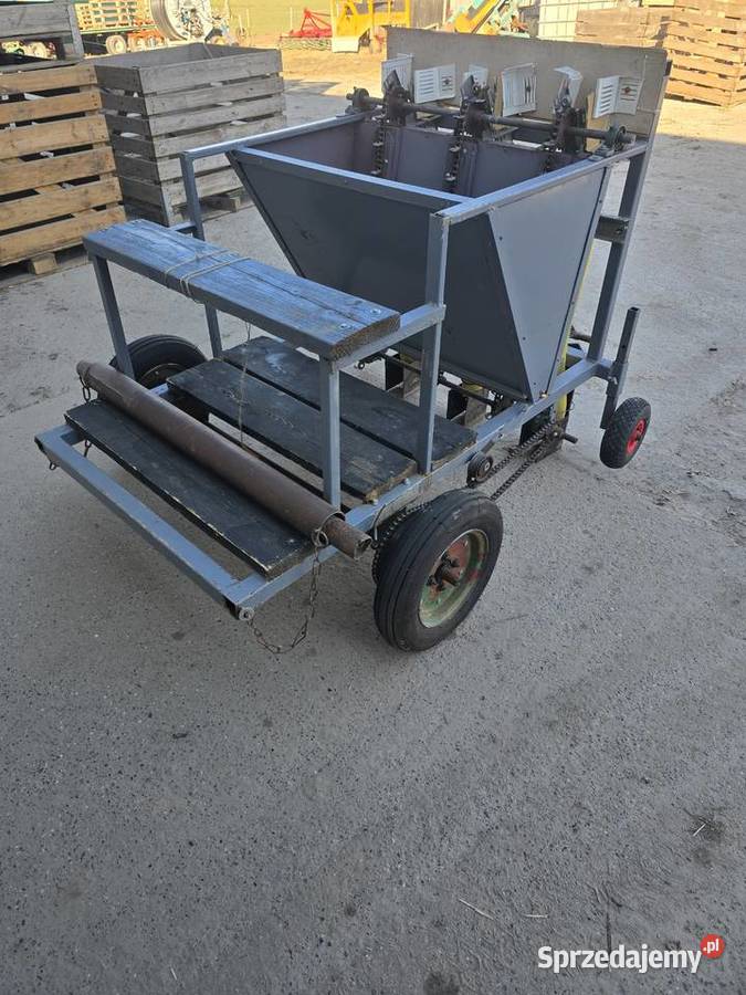 Sprzedam sadzarkę do cebuli dymki czosnku nieuszkodzony Maszyny rolnicze Zubowice