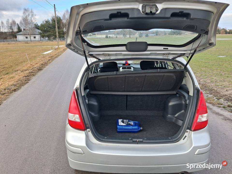 Suzuki Liana 14 diesel Grzane lusterka klima nieuszkodzony łódzkie Sekursko