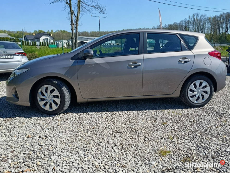 Toyota Auris Bezwypadkowa Serwisowana stan gniazdo AUX