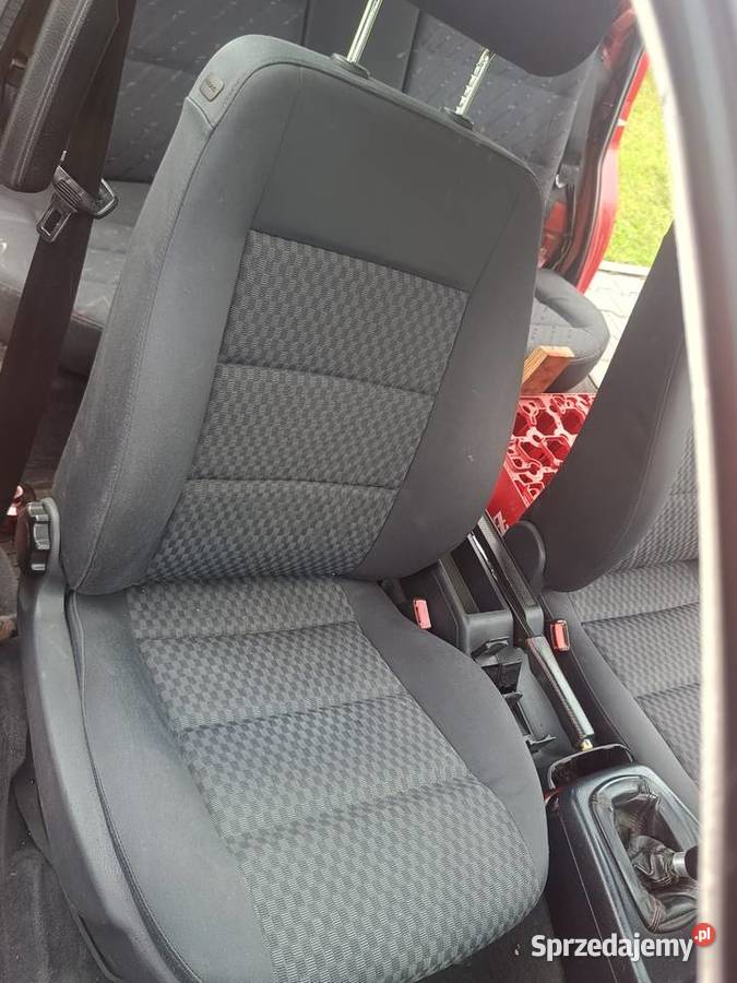 Fotele Audi A4 B5 a44 Części samochodowe