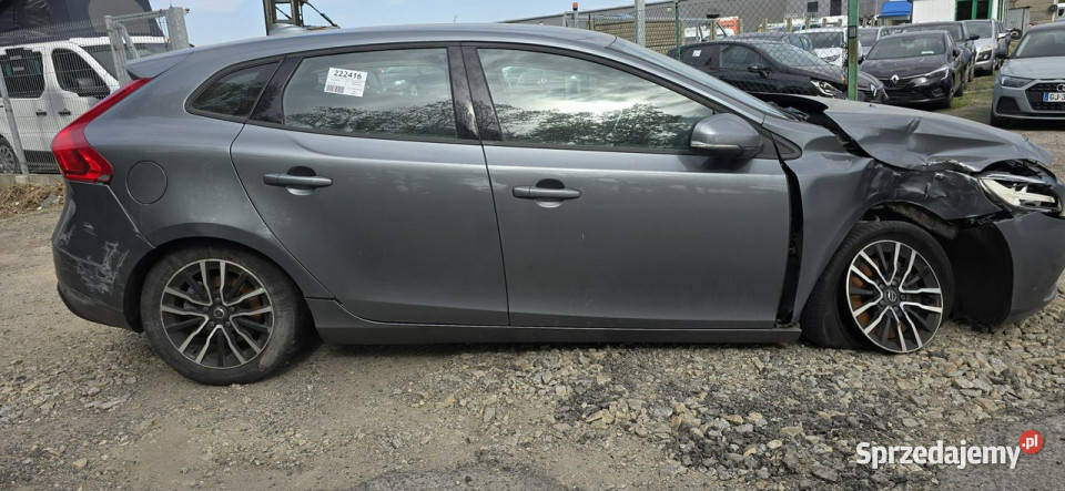 Volvo V40 20d automat 50 II 2012 ASR (kontrola trakcji) wielkopolskie