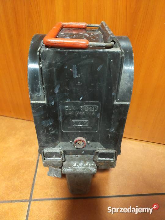 Stara lampa PKP ELN 8 ZWUS Szamocin