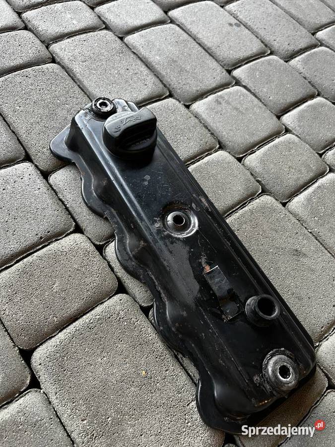 Pokrywa zaworowa Audi A4 B5 19TDI AFN Szerzyny