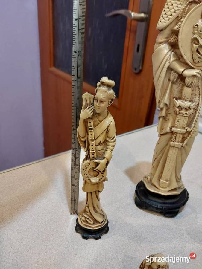 Figurki z alabastru Wyposażenie wnętrz Baby Górne