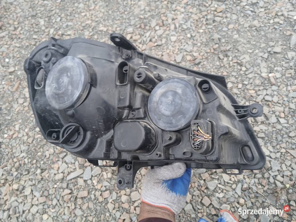 Lampa lewa przód przednia Volkswagen Polo 4 9N lewe małopolskie Radłów