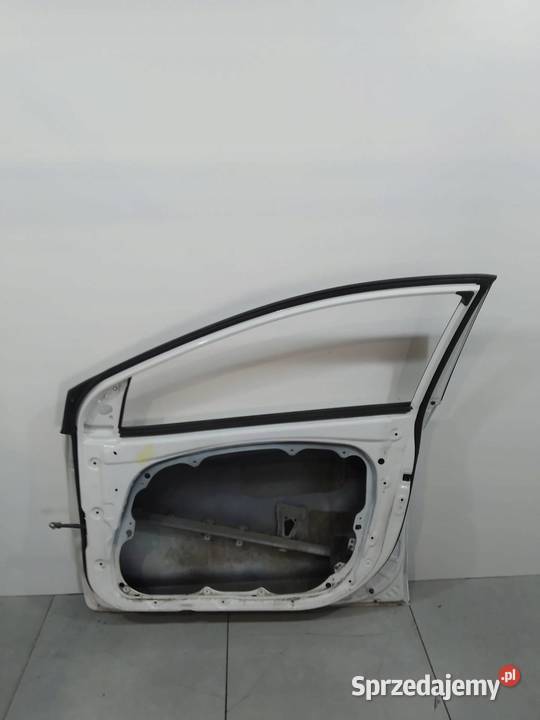 DRZWI PRAWE PRZÓD PYW Hyundai i30 II 20112017